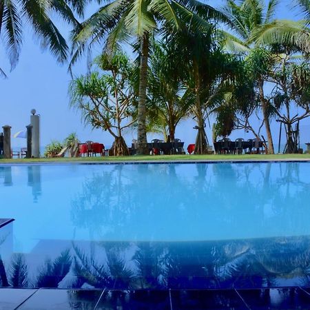 Southern Star Hotel Bentota Extérieur photo