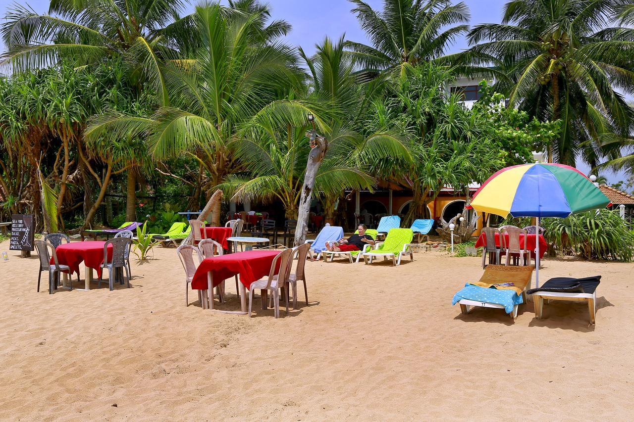 Southern Star Hotel Bentota Extérieur photo