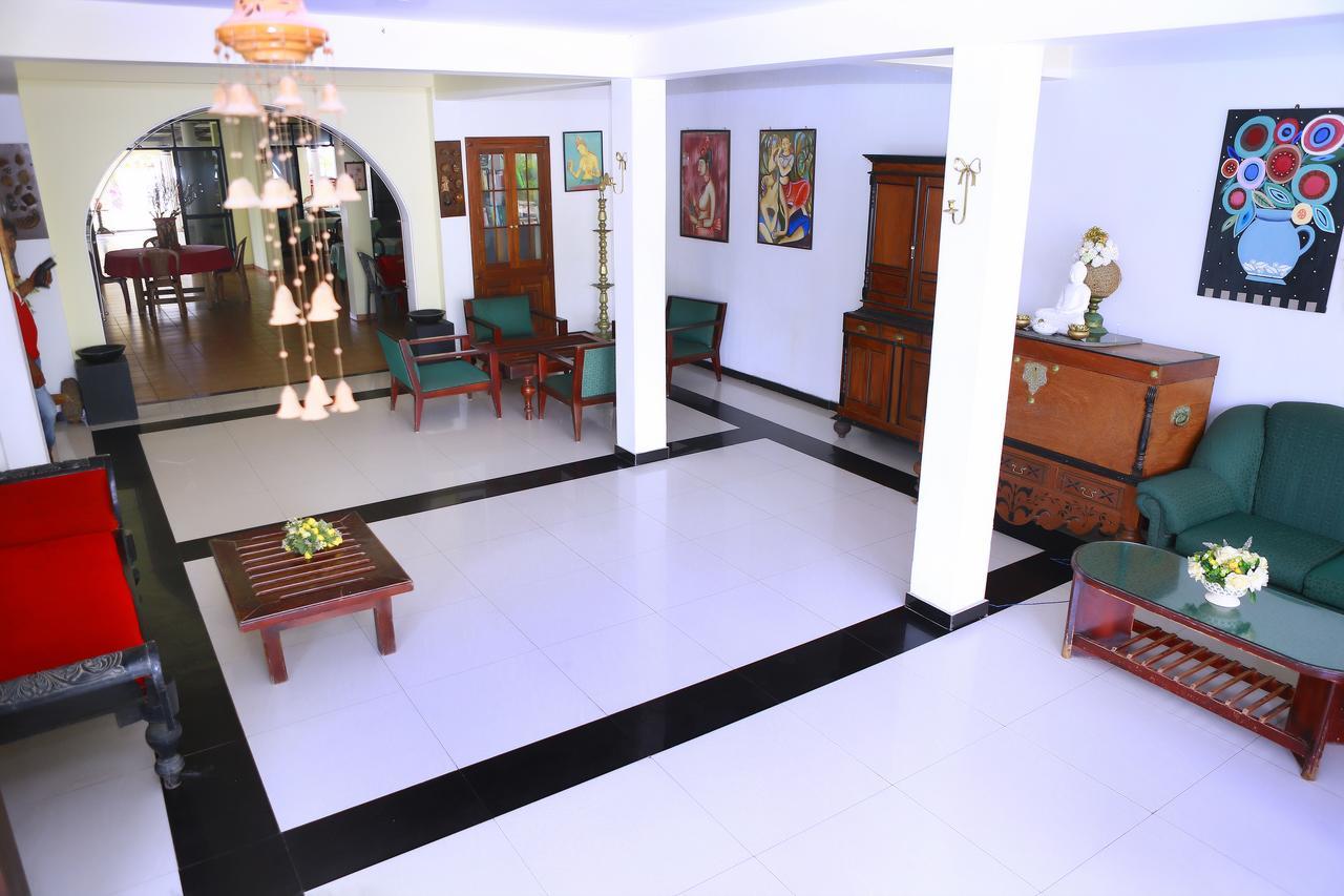 Southern Star Hotel Bentota Extérieur photo