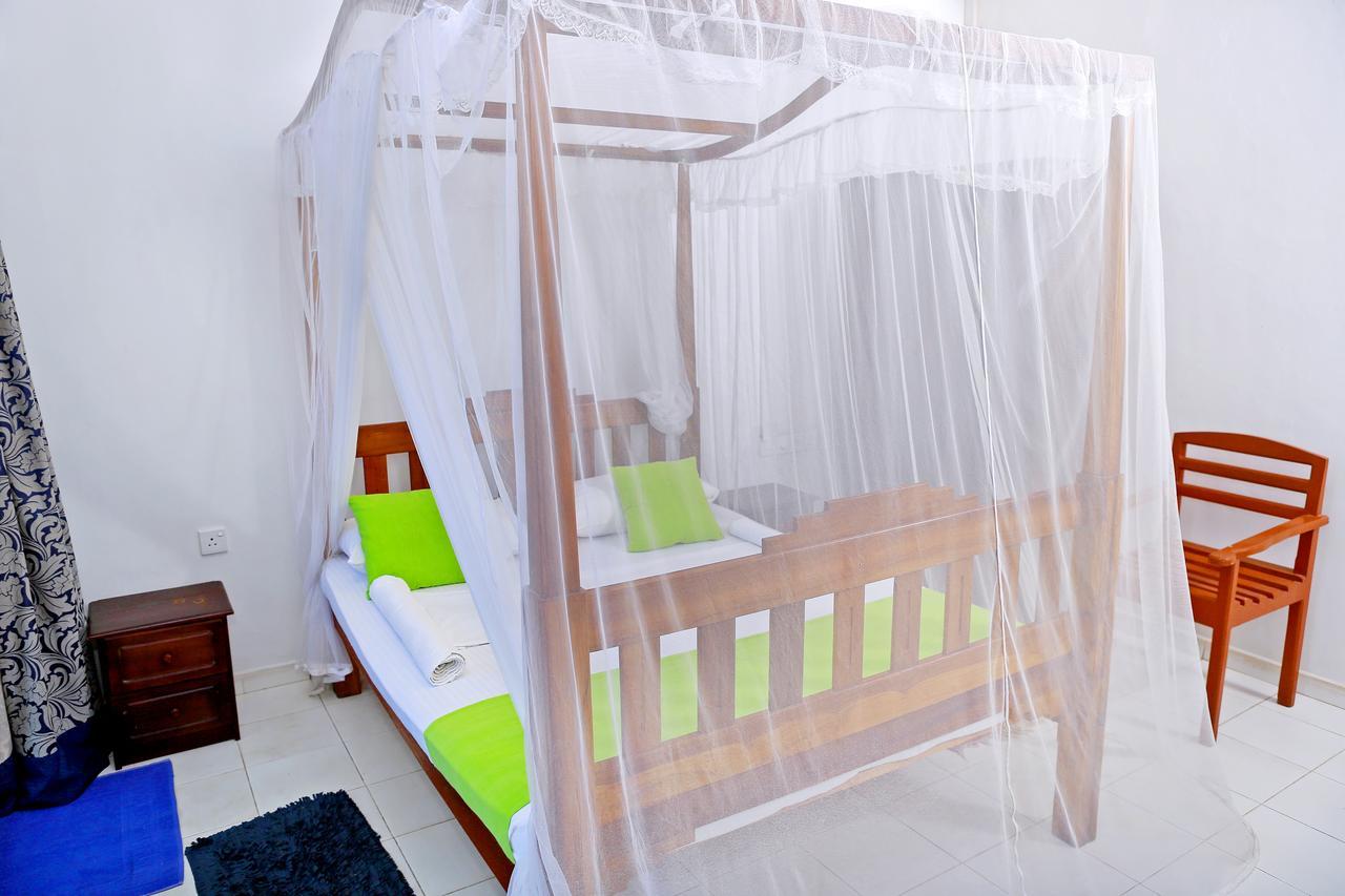 Southern Star Hotel Bentota Extérieur photo