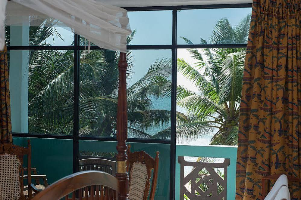 Southern Star Hotel Bentota Extérieur photo