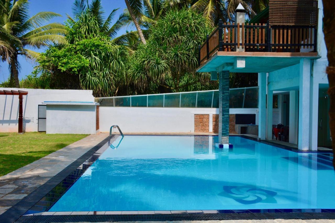 Southern Star Hotel Bentota Extérieur photo